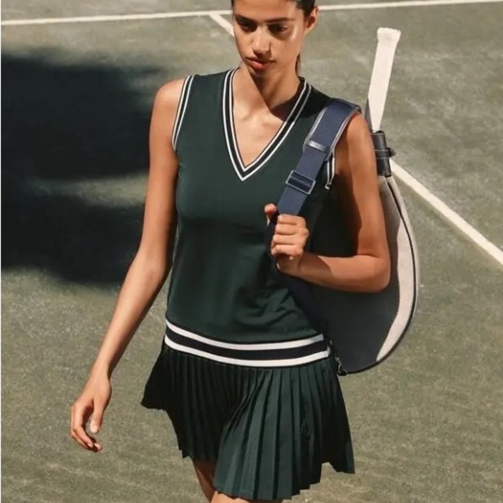 Sportive Green Sleeveless Dress